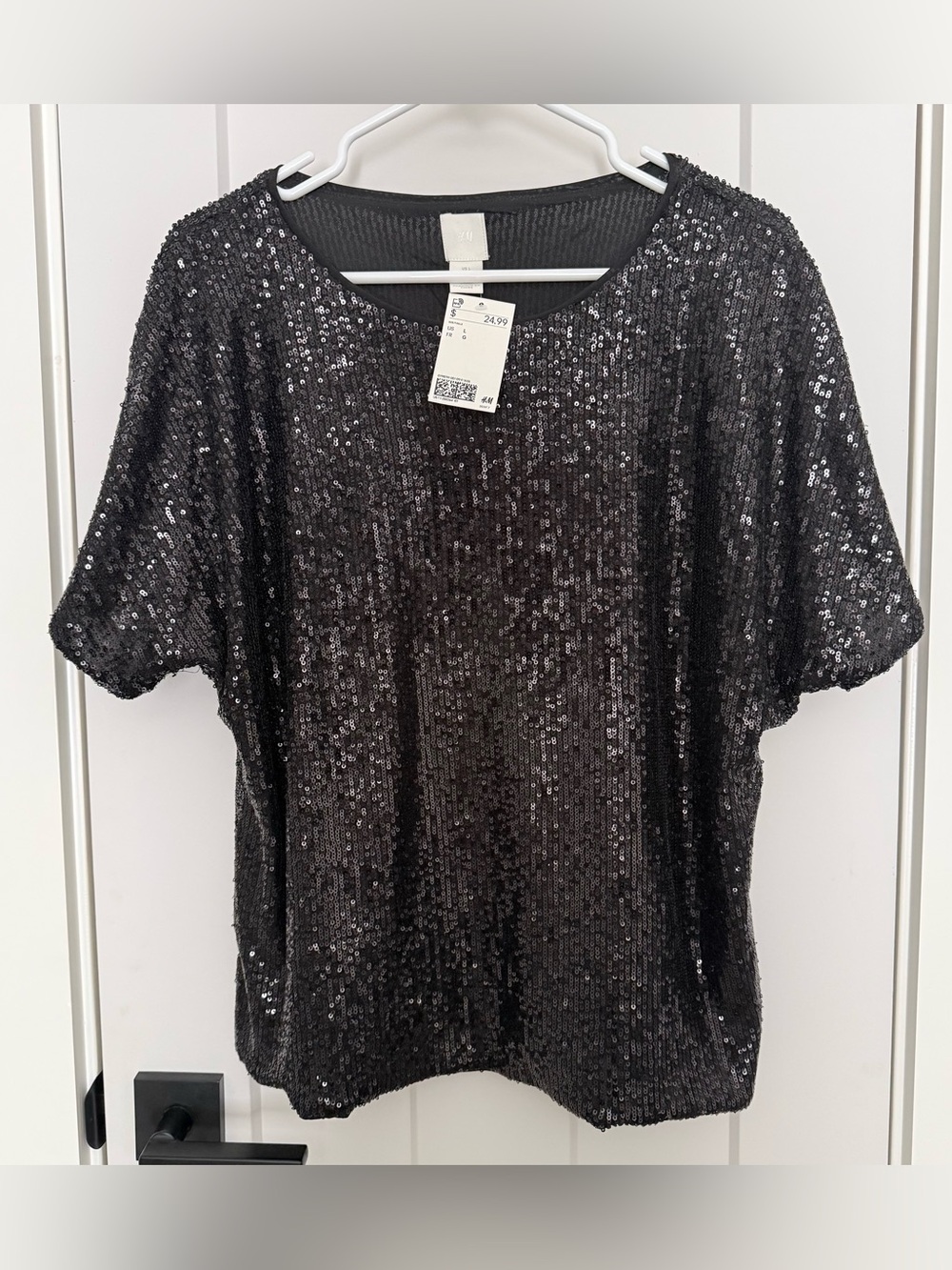 NWT H&M Black Sequin Short Sleeve Tee